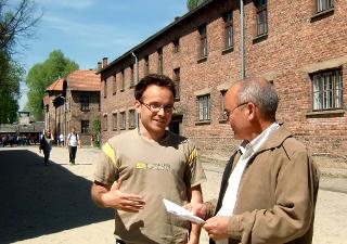 Thomas explaining the tourist route